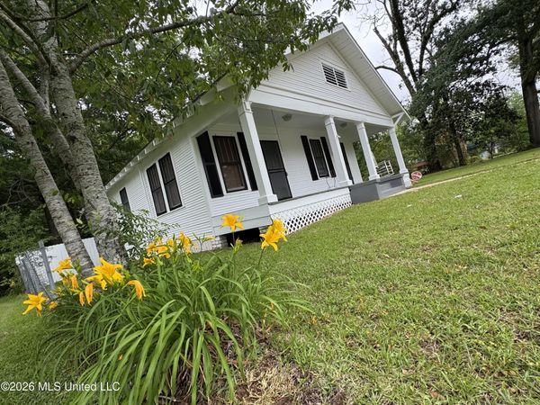 124 S Lafayette Street, Centreville, MS 39631
