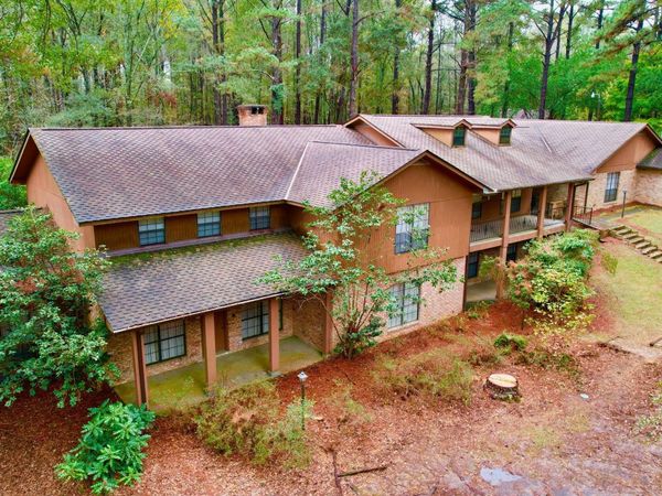 1020 Lexington Lane, McComb, MS 39648