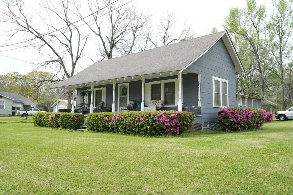 1031 Pearl River Ave, McComb, MS 39666 Main Photo