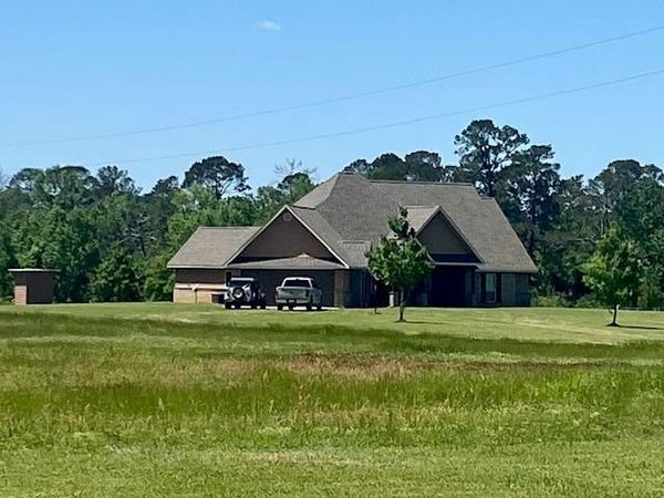1079 Mt. Herman Road, Osyka, MS 39657