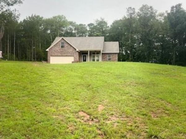 1073 Hillcrest Farm Lane, Summit, MS 39666
