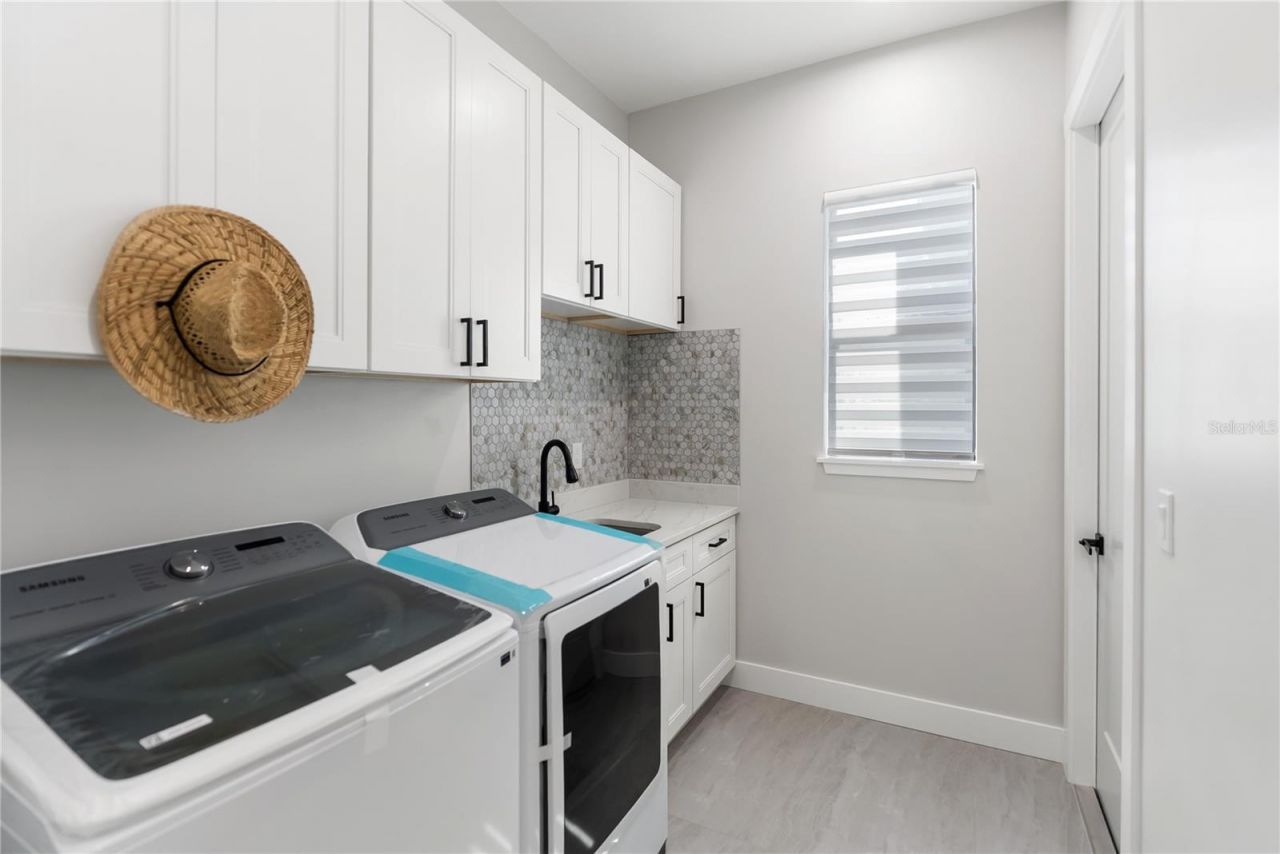 16451 Chamberlain Boulevard, Port Charlotte, FL 33954 Photo