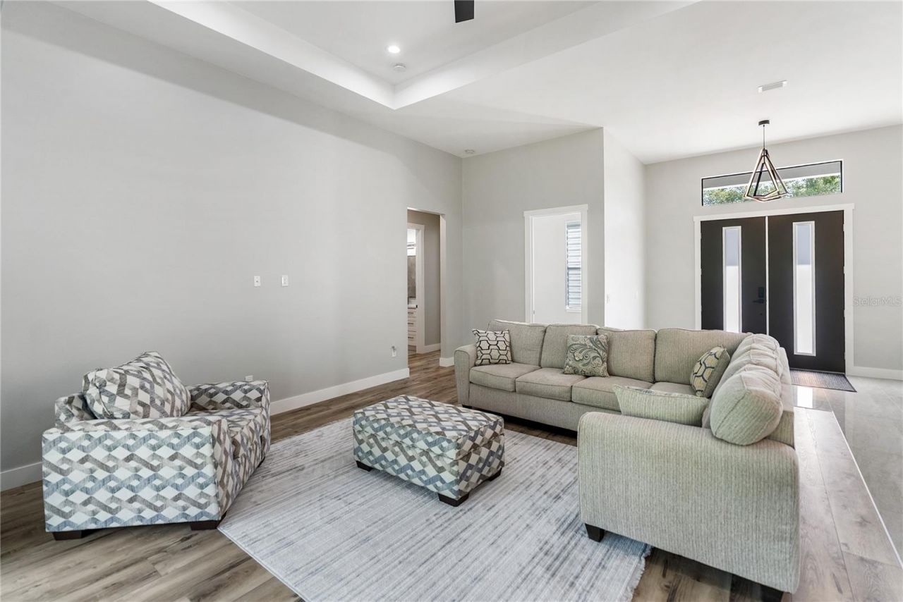 16451 Chamberlain Boulevard, Port Charlotte, FL 33954 Photo