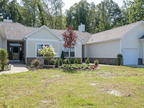 303 Waldon Drive, Battle Creek, MI 49015