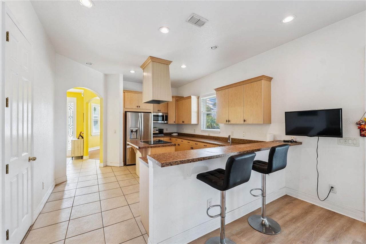 10813 Boca Club Court, Seminole, FL 33772 Photo