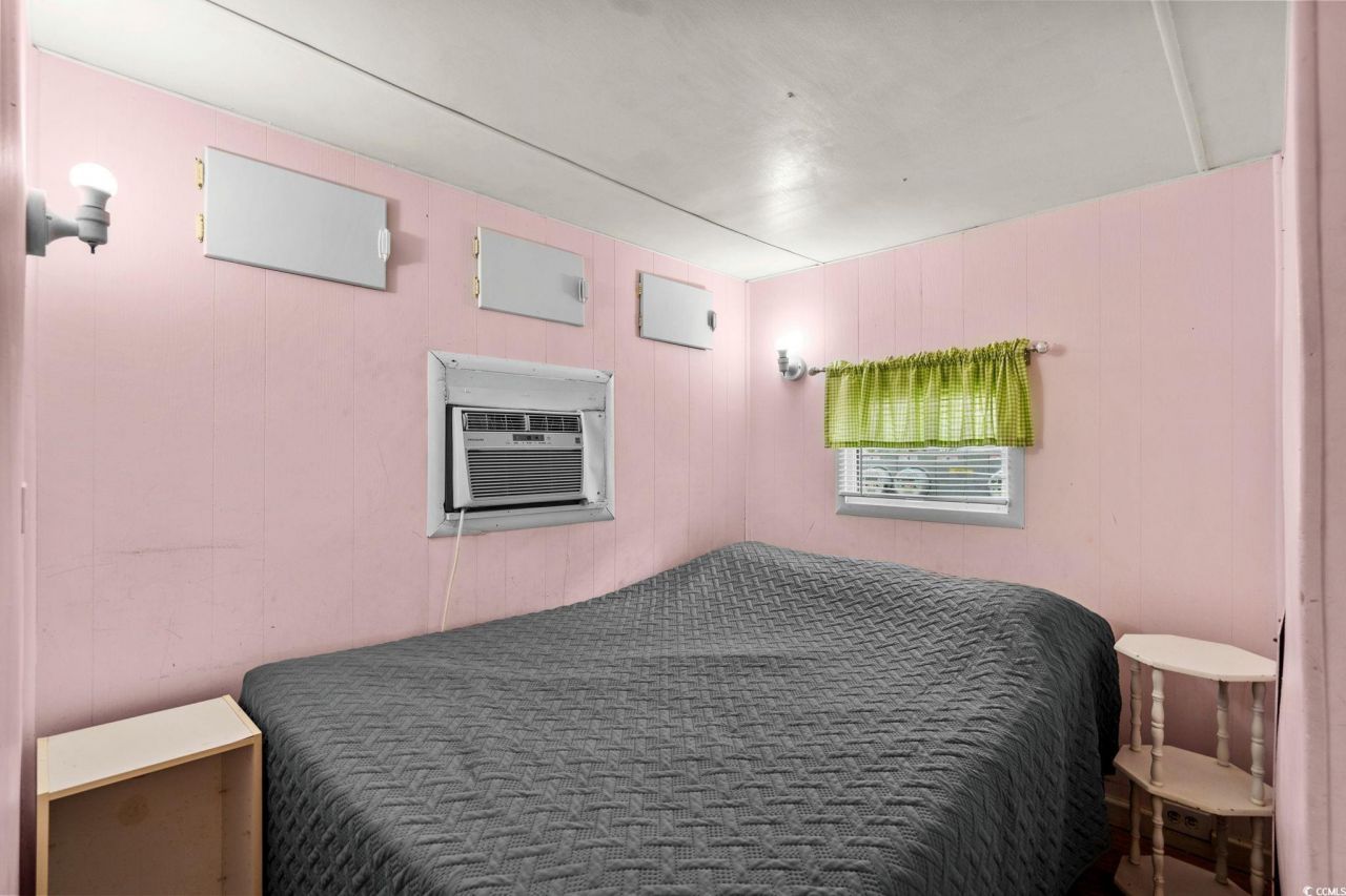 6001 - 1799 S Kings Hwy. Photo 16