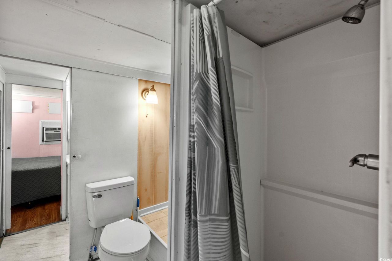 6001 - 1799 S Kings Hwy. Photo 18