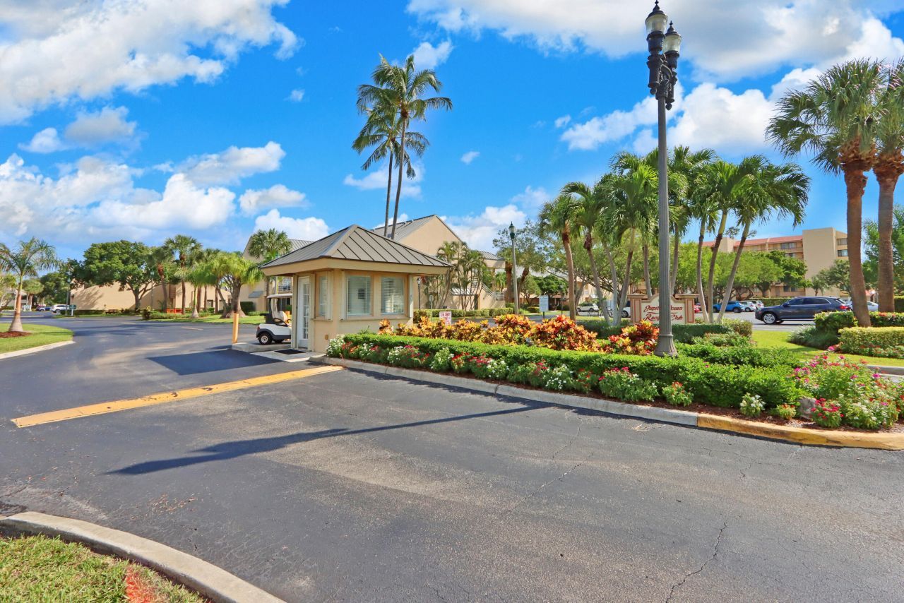 1605 S Us Highway 1, Unit 104v4, Jupiter, FL 33477 Photo