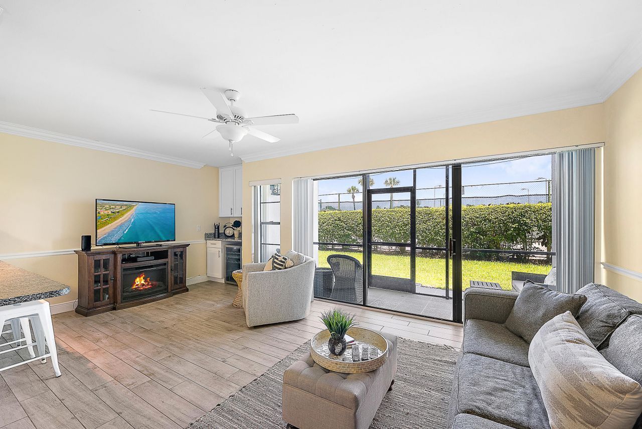 1605 S Us Highway 1, Unit 104v4, Jupiter, FL 33477 Photo