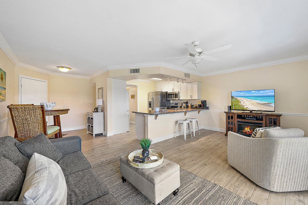 1605 S Us Highway 1, Unit 104v4, Jupiter, FL 33477 Photo