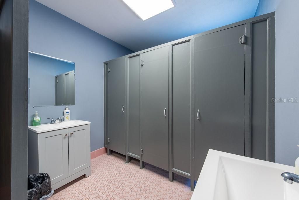 4608 N Nebraska Avenue, Tampa, FL 33603 Photo