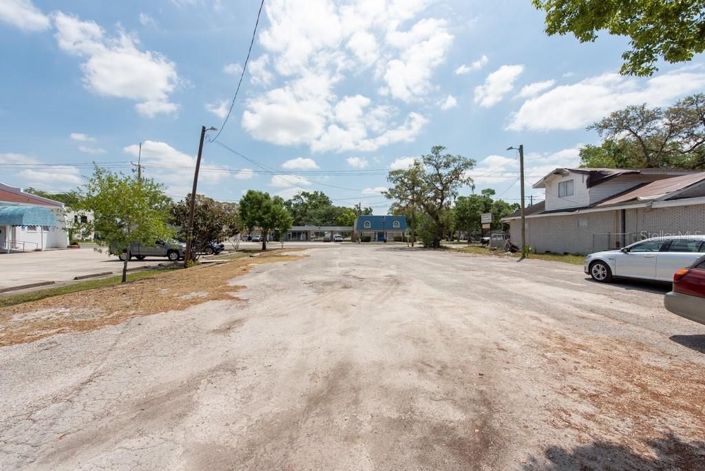 4608 N Nebraska Avenue, Tampa, FL 33603 Photo