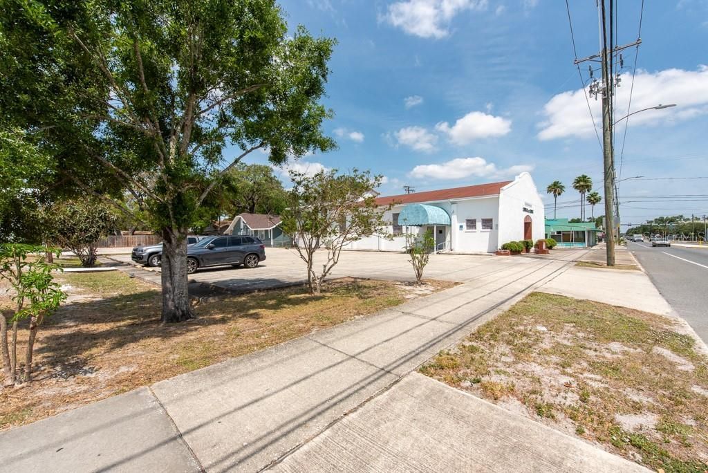 4608 N Nebraska Avenue, Tampa, FL 33603 Photo