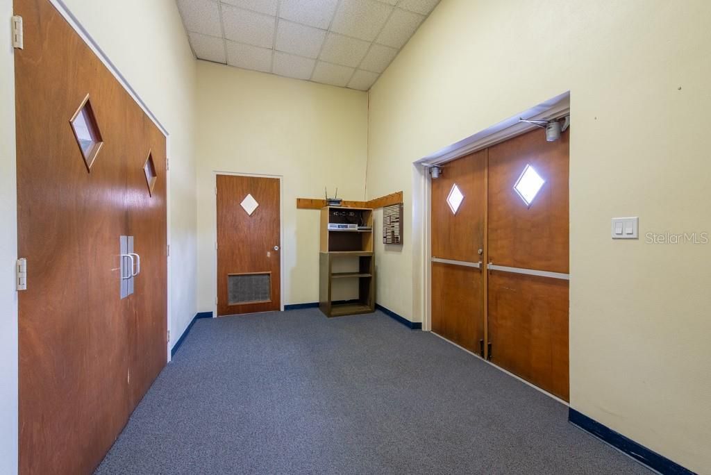 4608 N Nebraska Avenue, Tampa, FL 33603 Photo