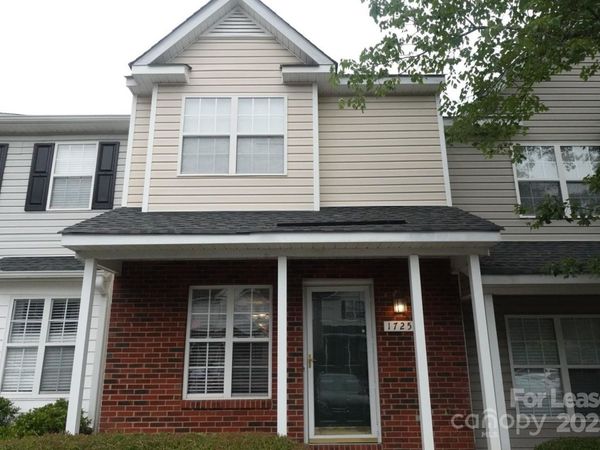 1725 Forest Side Lane, Charlotte, NC 28213