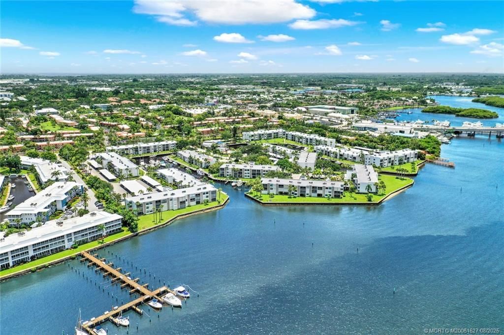 1950 SW Palm City Road, Unit 14-101, Stuart, FL 34994 Photo