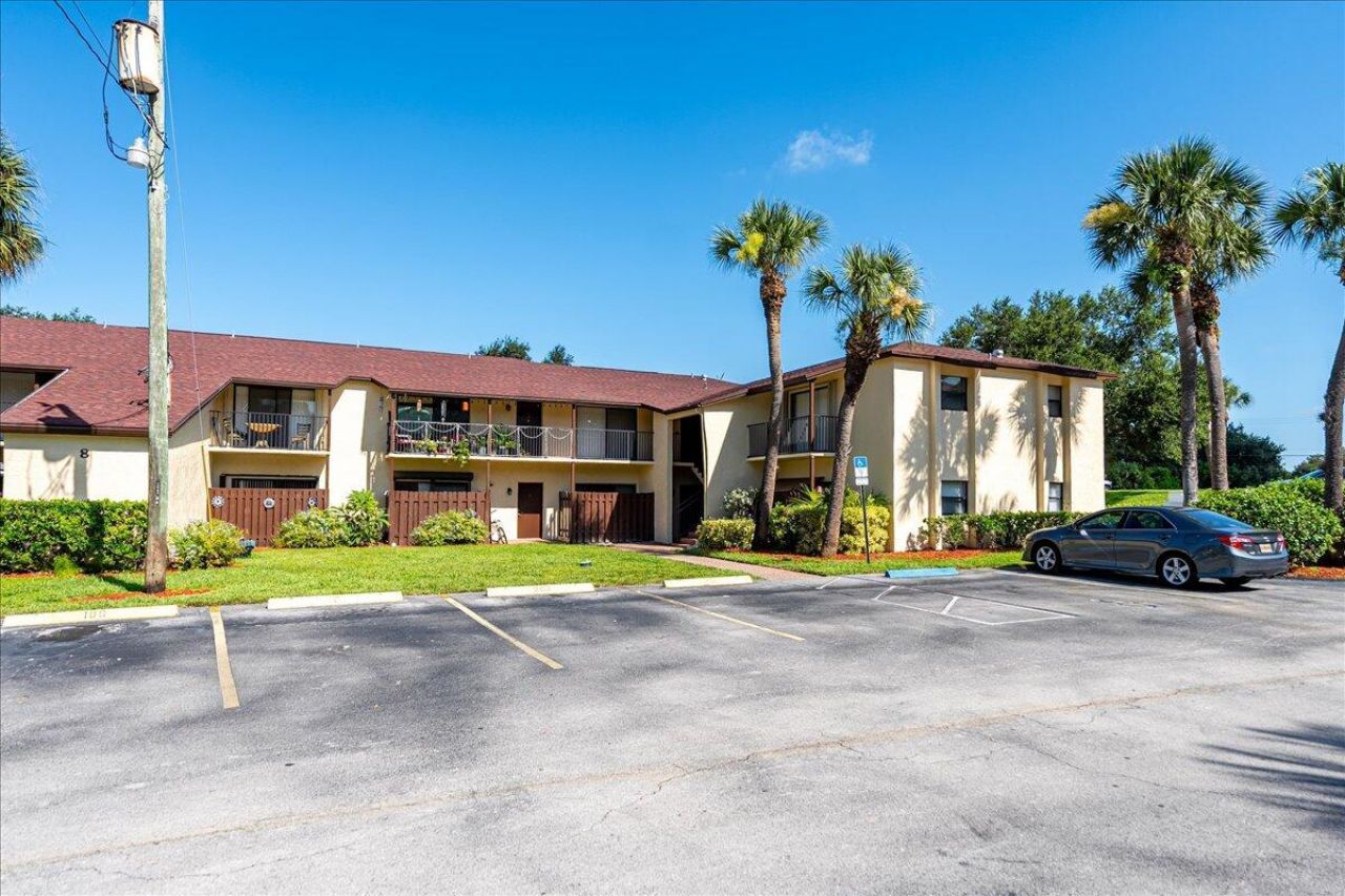 2050 Oleander Boulevard, Unit 8202, Fort Pierce, FL 34950 Photo