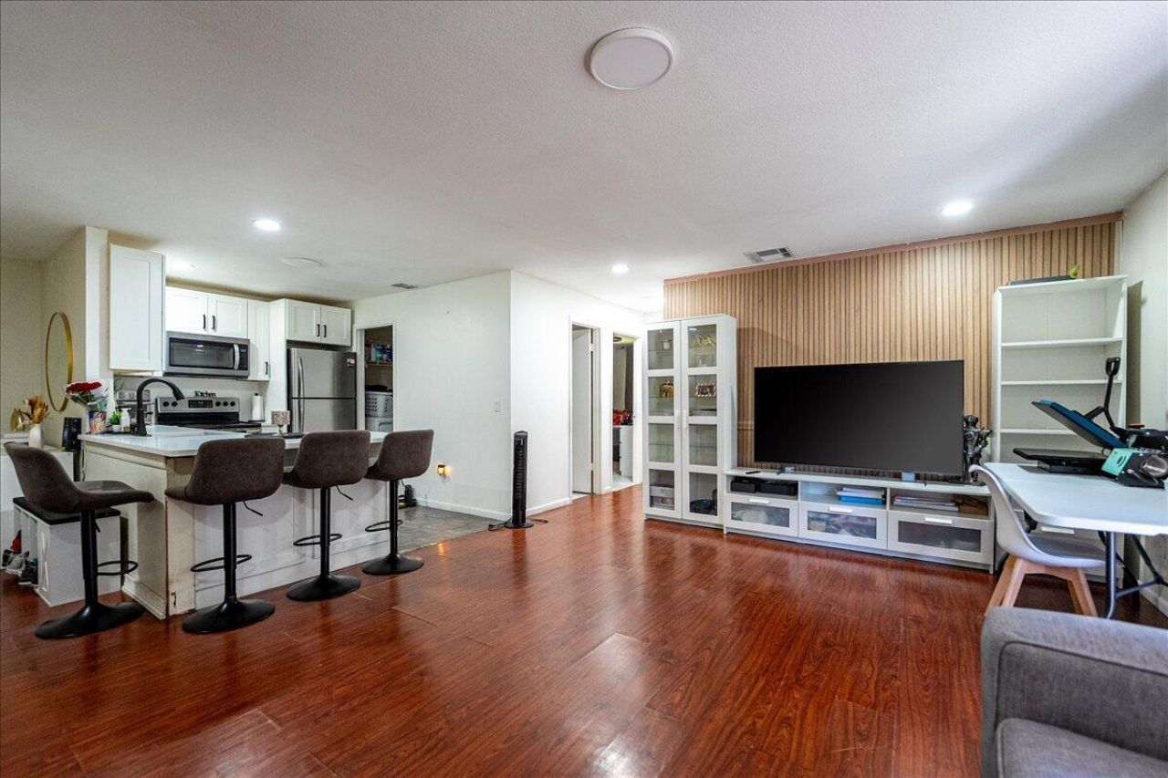 2050 Oleander Boulevard, Unit 8202, Fort Pierce, FL 34950 Photo