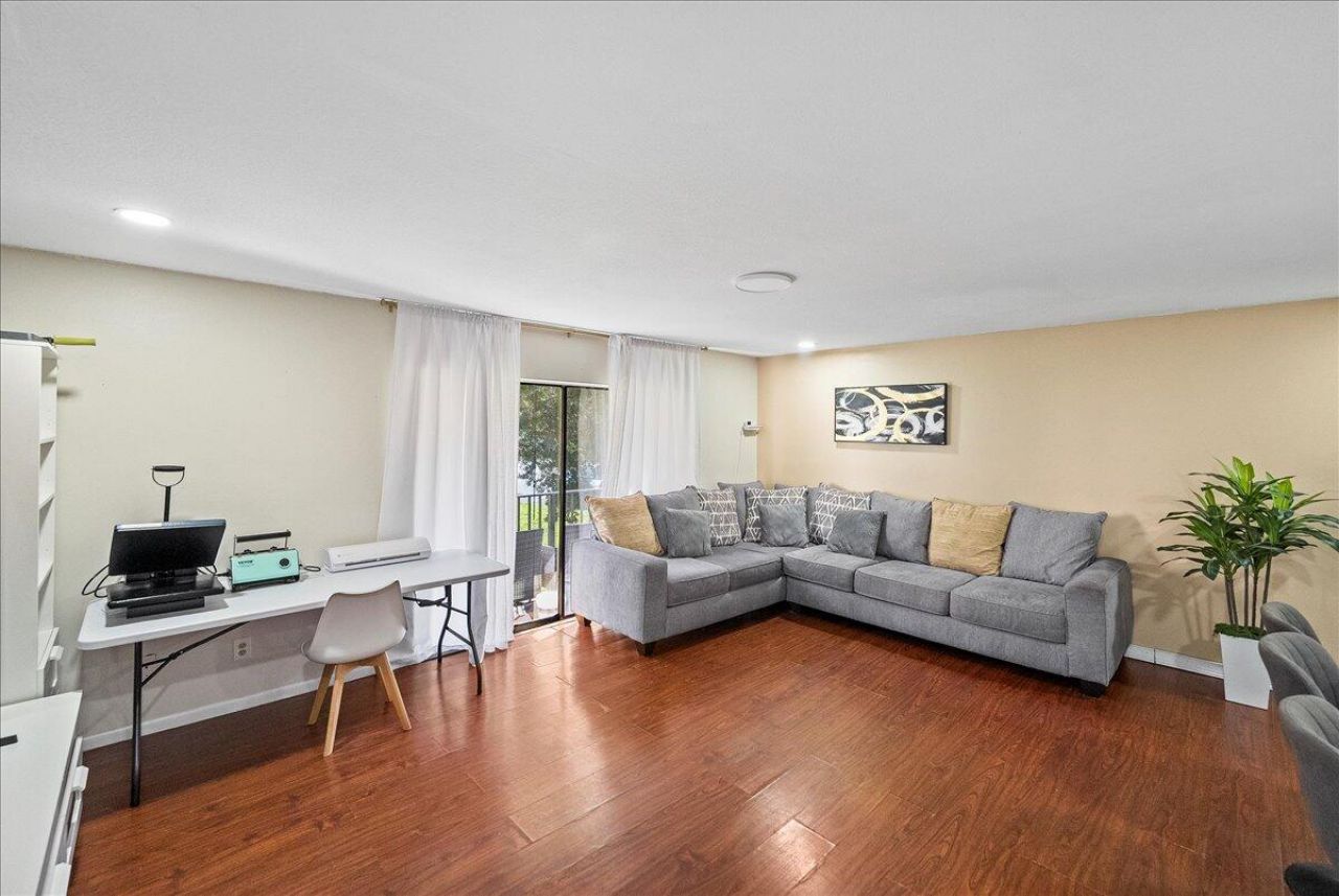 2050 Oleander Boulevard, Unit 8202, Fort Pierce, FL 34950 Photo