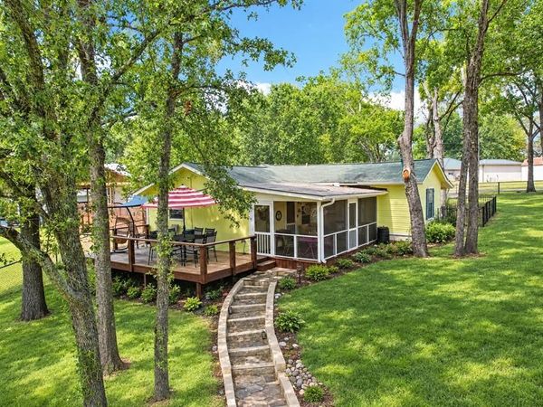 176 Bayside Circle, Malakoff, TX 75148