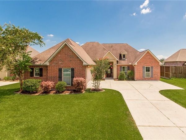 39397 OCEANVIEW Avenue, Prairieville, LA 70769