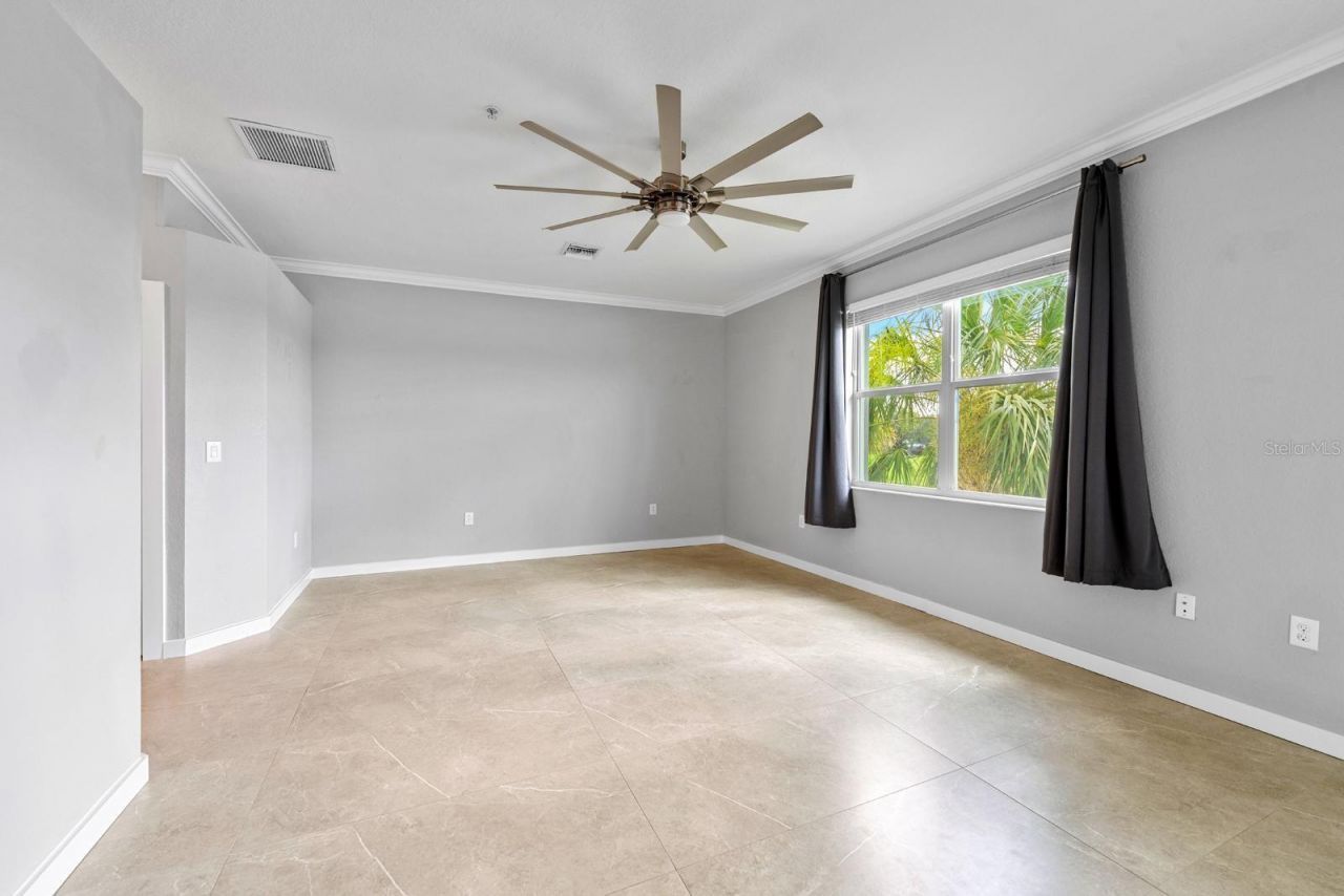 933 Tidewater Shores Loop, Unit 722, Bradenton, FL 34208 Photo