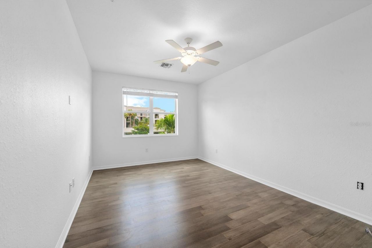 933 Tidewater Shores Loop, Unit 722, Bradenton, FL 34208 Photo