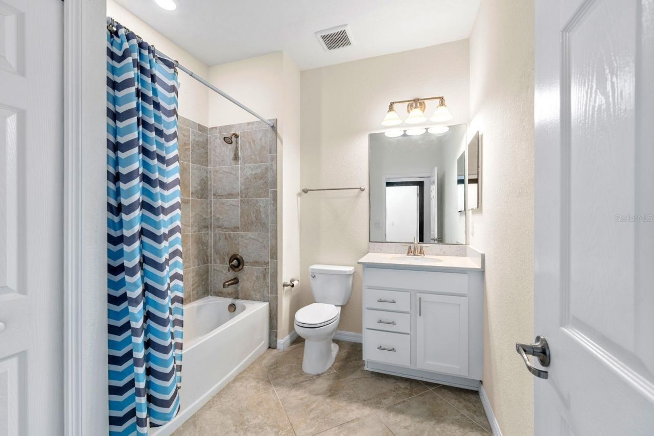 933 Tidewater Shores Loop, Unit 722, Bradenton, FL 34208 Photo