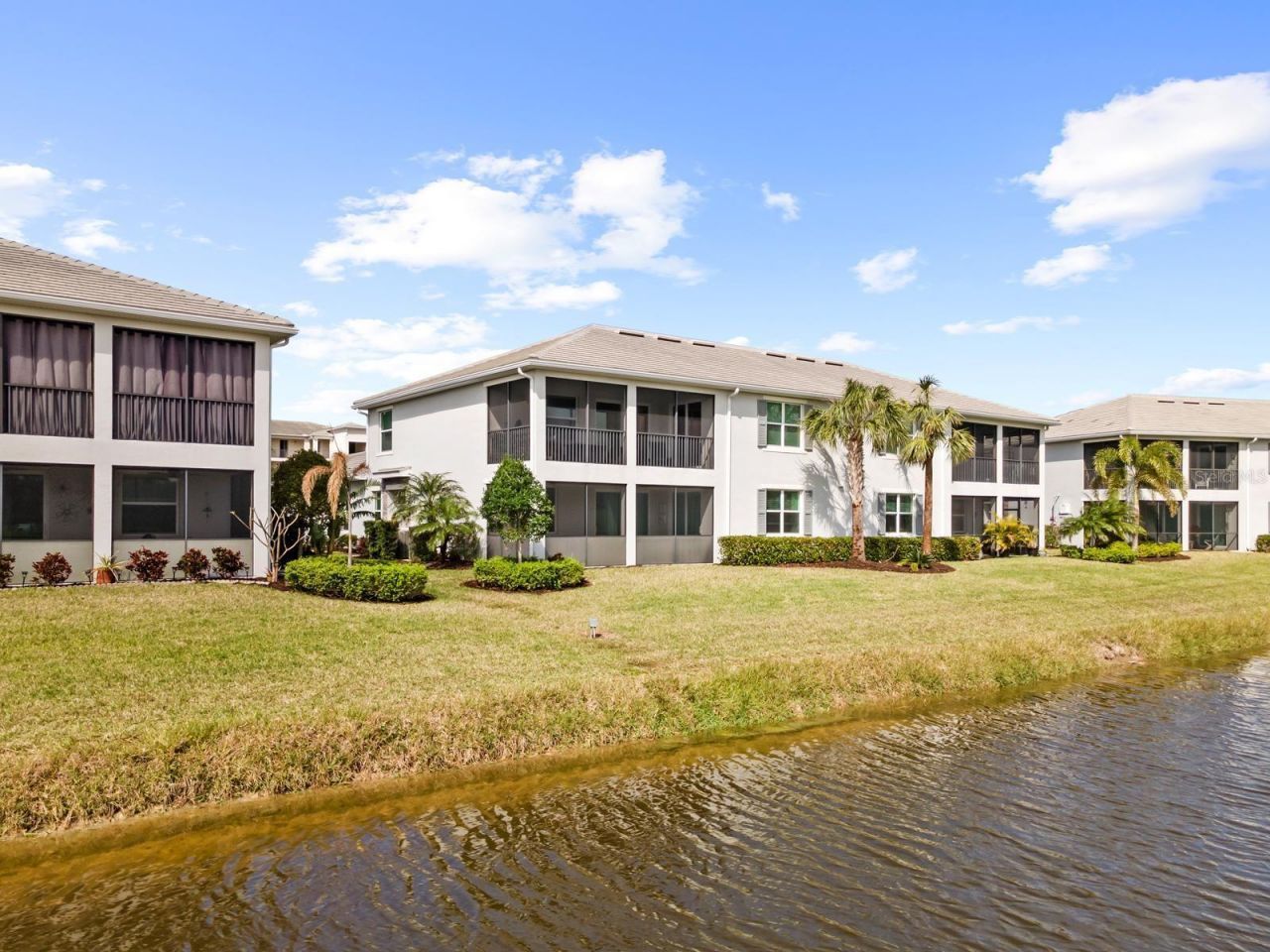 933 Tidewater Shores Loop, Unit 722, Bradenton, FL 34208 Photo