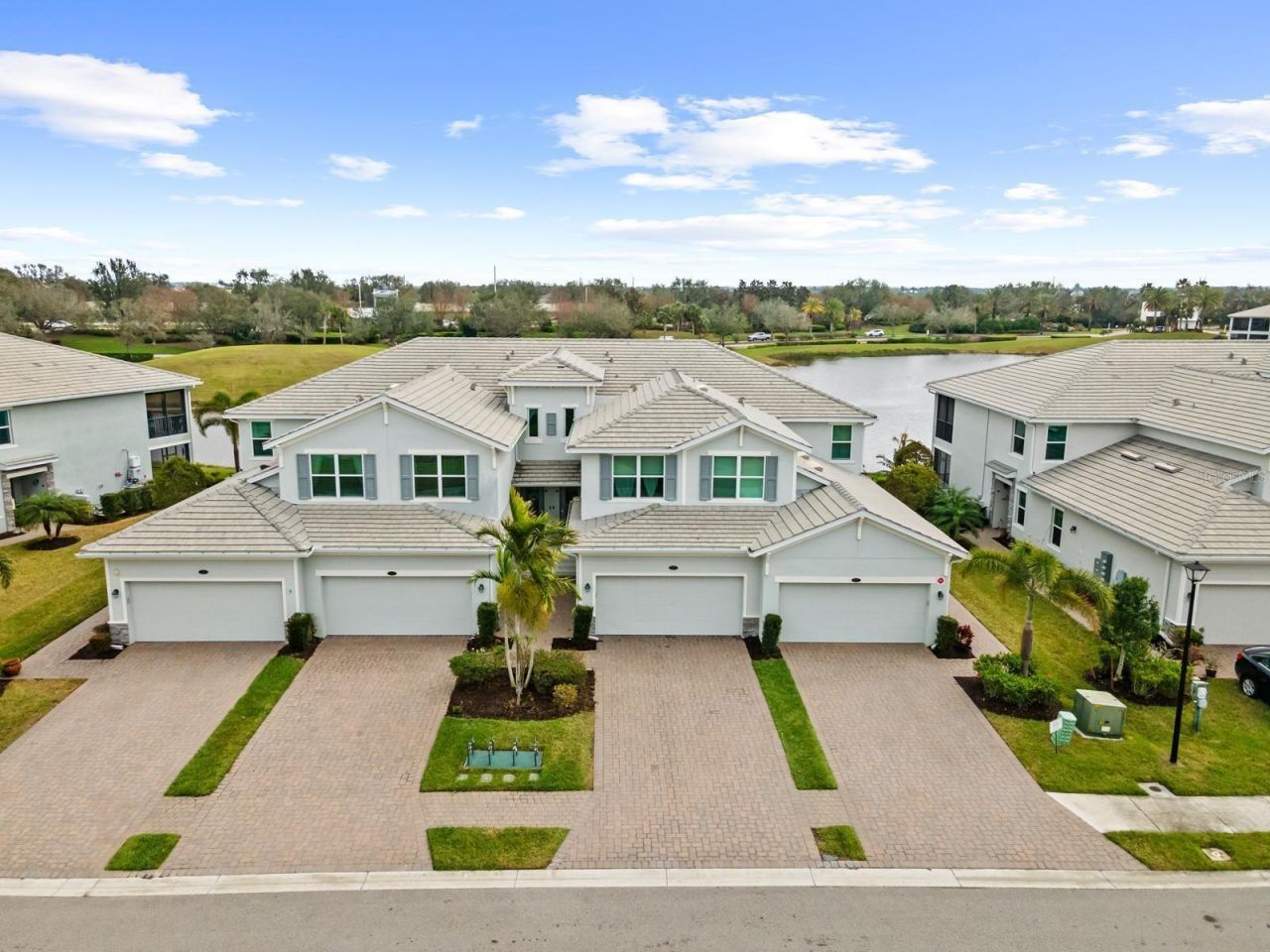 933 Tidewater Shores Loop, Unit 722, Bradenton, FL 34208 Photo