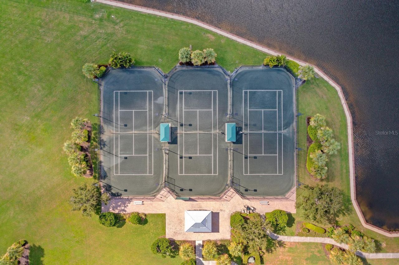 933 Tidewater Shores Loop, Unit 722, Bradenton, FL 34208 Photo