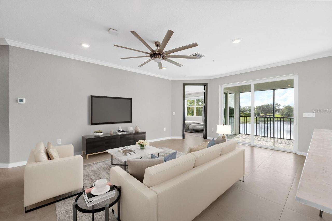 933 Tidewater Shores Loop, Unit 722, Bradenton, FL 34208 Photo