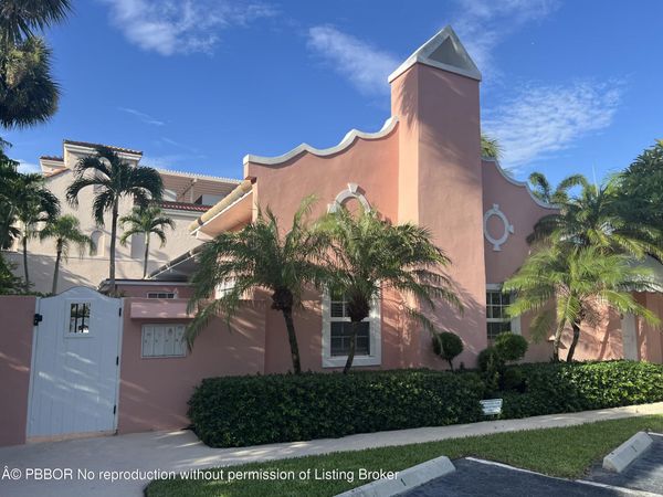 142 Peruvian Avenue, Unit 101, Palm Beach, FL 33480