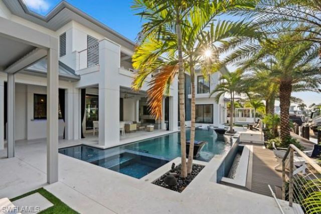 2201 Shad Ct, Naples, FL 34102 Photo