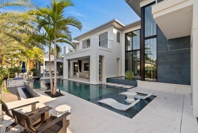 2201 Shad Ct, Naples, FL 34102 Photo