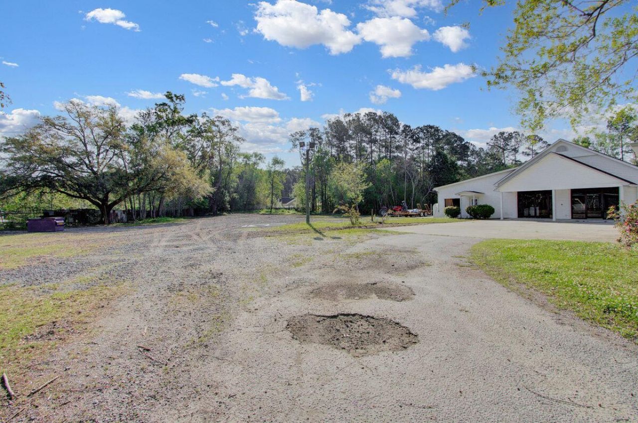 860 Orangeburg Road Photo 4