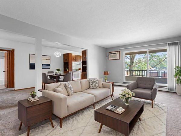 2011 Viking Drive NW, Unit 23, Rochester, MN 55901