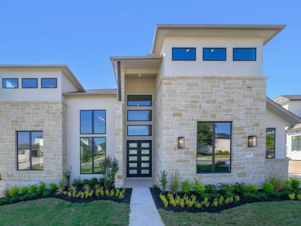 915 Tomichi BND, Lakeway, TX 78738