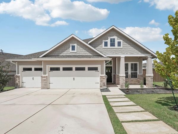 1108 Sweetspire ST, Leander, TX 78641