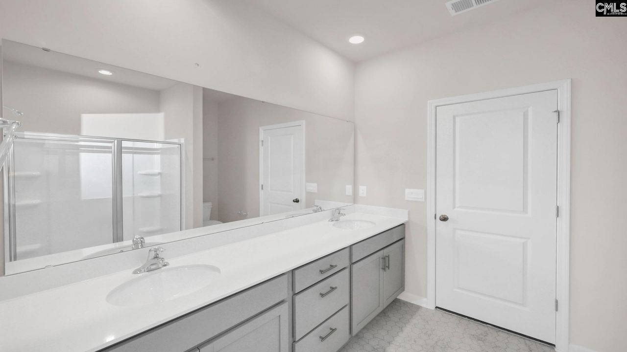 198 Livingston Woods Drive Photo 16