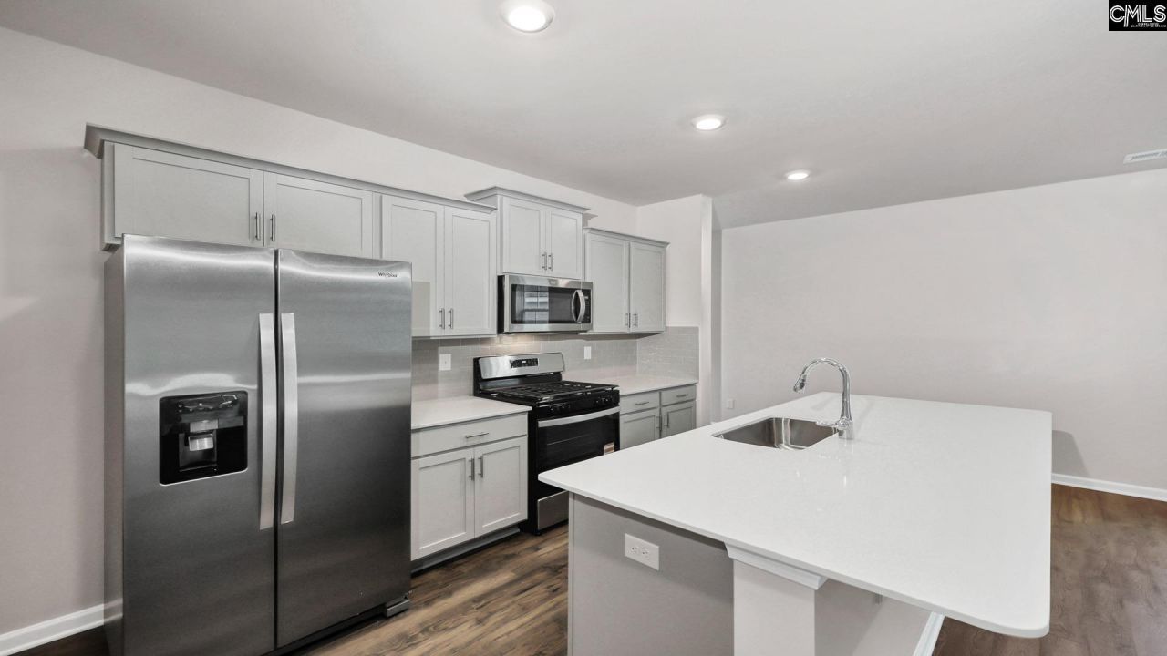 198 Livingston Woods Drive Photo 6