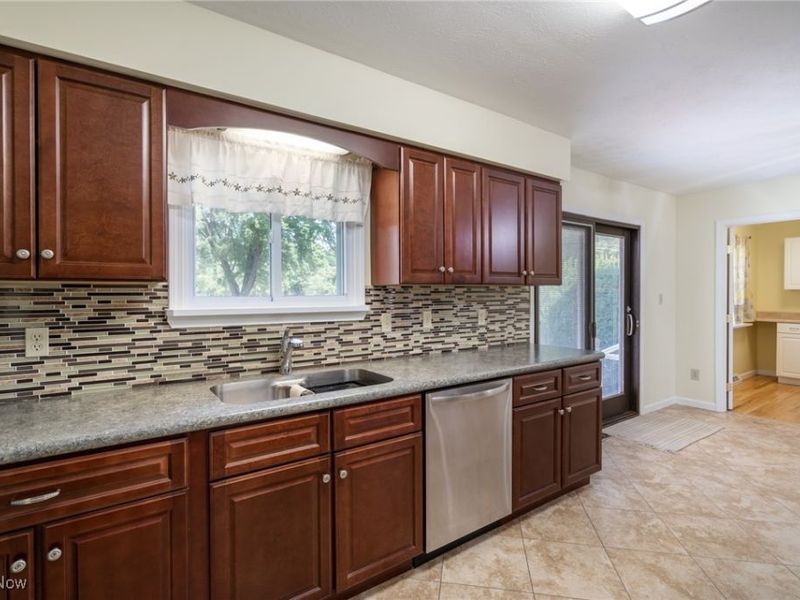 43304 Dellefield Road, Elyria, OH 44035 Photo 13