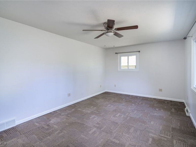 43304 Dellefield Road, Elyria, OH 44035 Photo 18