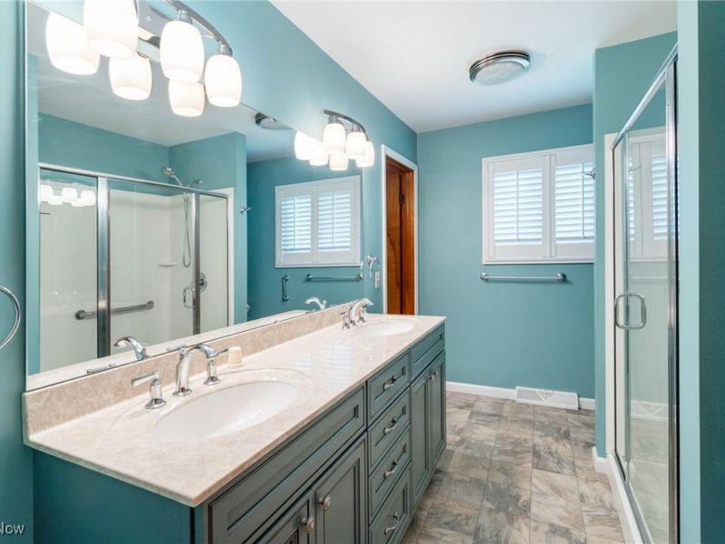 43304 Dellefield Road, Elyria, OH 44035 Photo 4