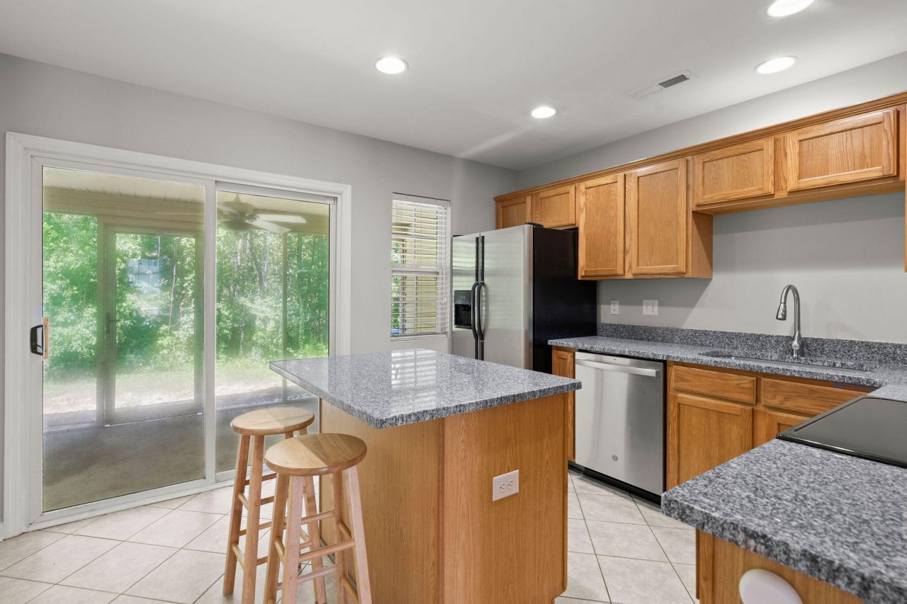 107 Darcy Avenue Photo 11