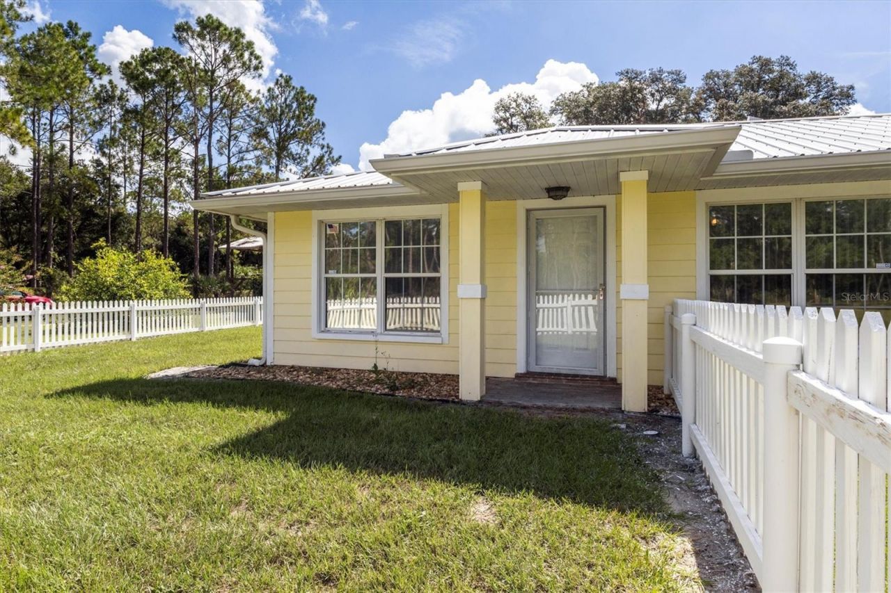 17925 SE 49th Place, Hawthorne, FL 32640 Photo