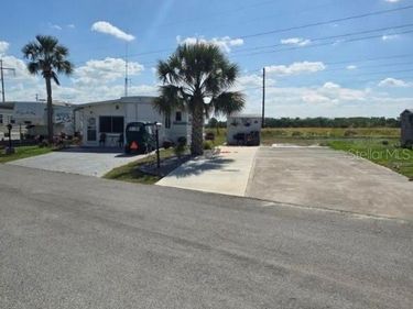 4669 W PALM DRIVE, BOWLING GREEN, FL 33834