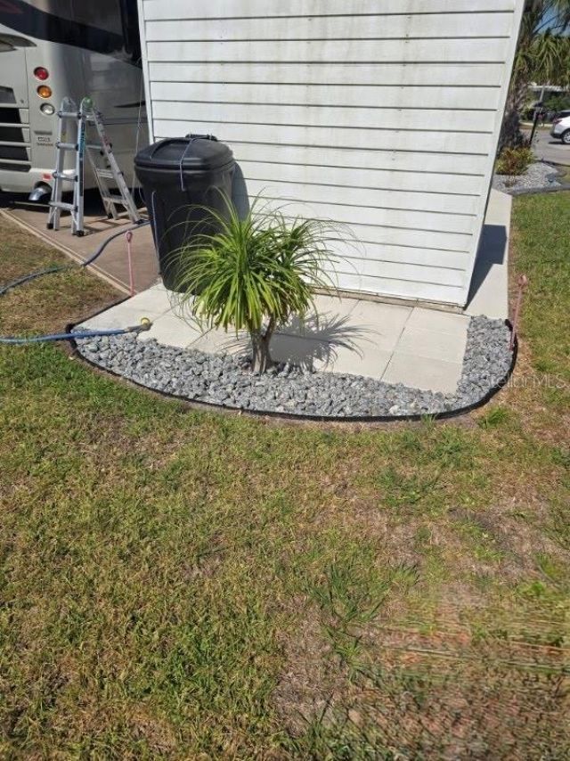 4669 W Palm Drive, Bowling Green, FL 33834 Photo