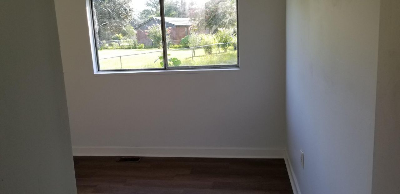 1375 Peurifoy Road Photo 17