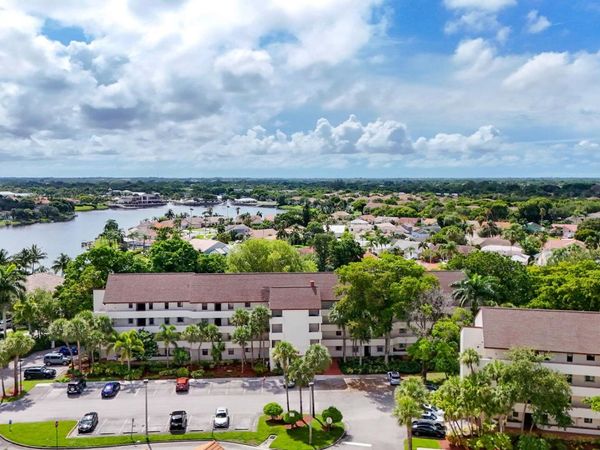 12524 Shoreline Drive, Unit 101, Wellington, FL 33414